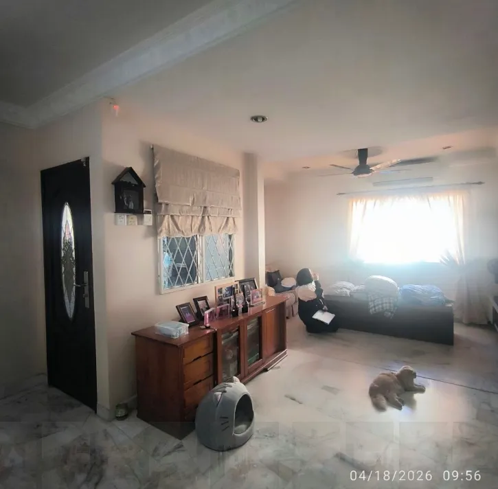 Pn Mei Adlah — keadaan asal 2